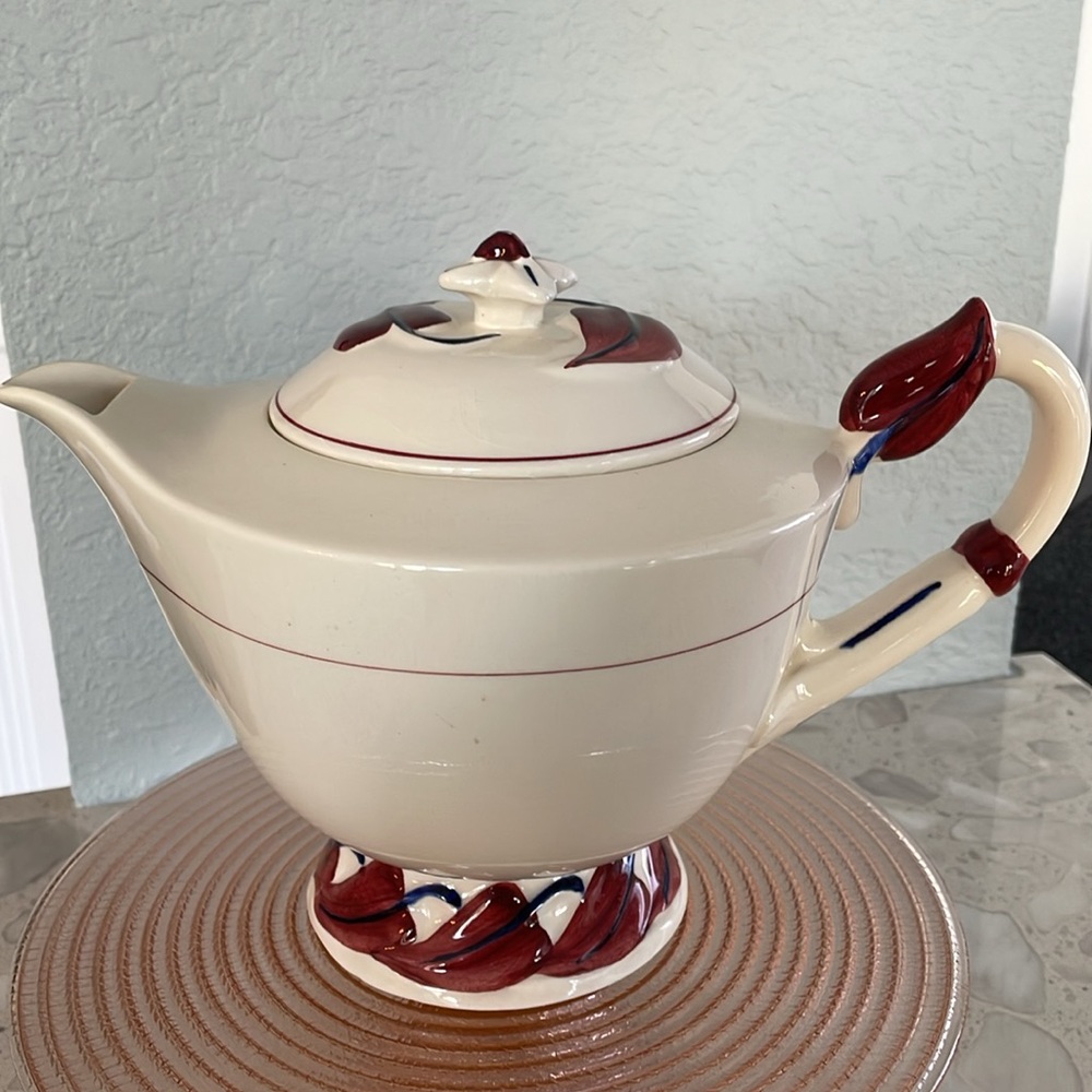 Vintage teapot Monterey by Vernon Kilns California Pottery